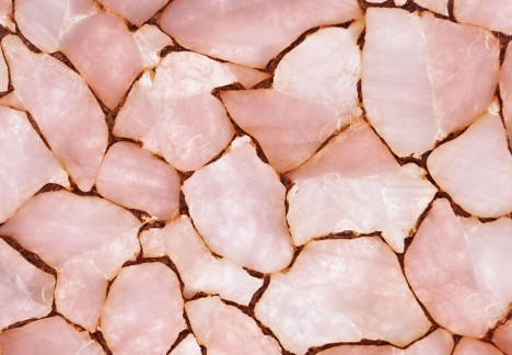Quartz Pink With Gold - Detail Backlit